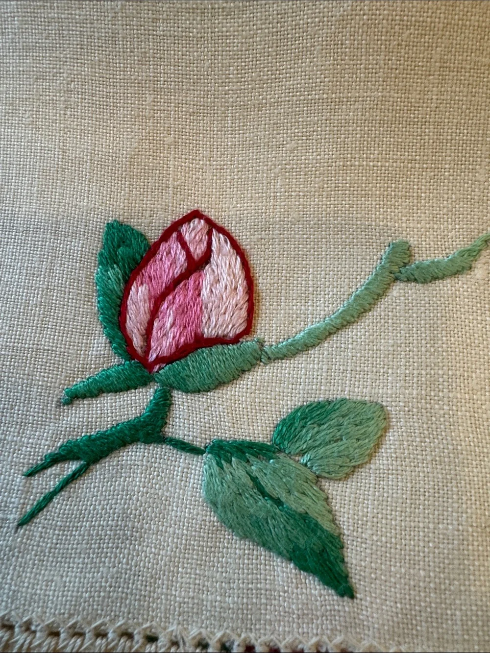 Vintage 24 Hand-Embroidered Pink Rose Linen Doily - Vintage Style
